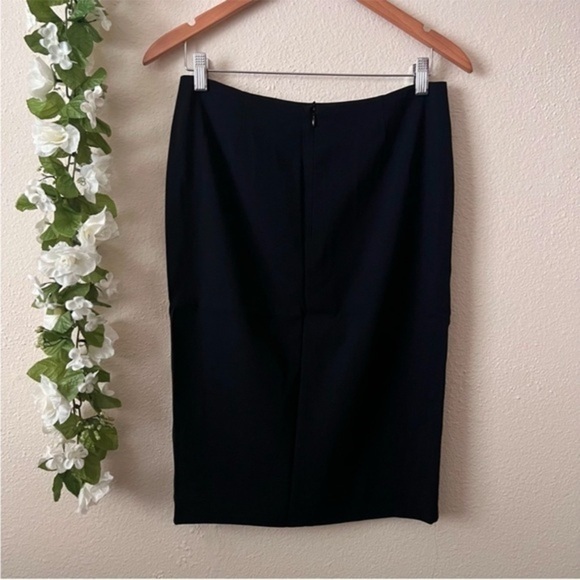 Escada Escada - Picture 5 of 10